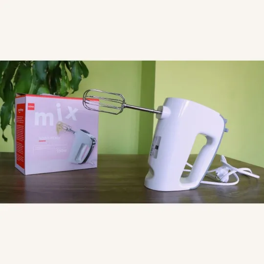 HEMA Hand mixer