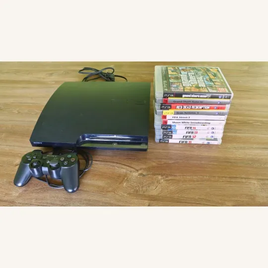 Playstation 3 + Pack of 10 Games